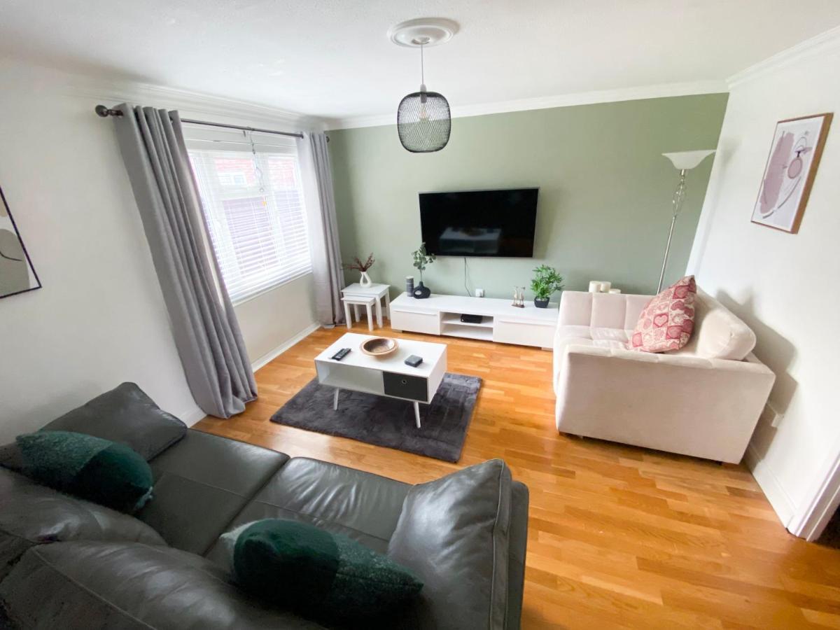 Nec/Airport/Hs2/Resorts World Marston Green Buitenkant foto